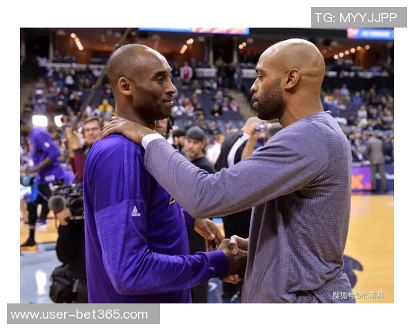 夸梅痛批湖人管理层将科比更衣室位置让给詹姆斯是对历史的亵渎
